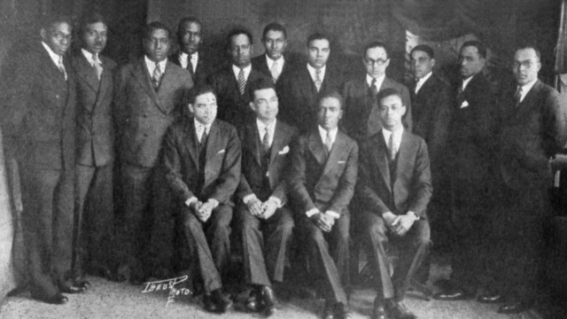 Alpha-Upsilon-1930-Sphinx-October