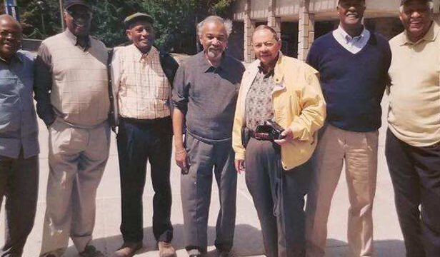 Alpha-Upsilon-1958-Photo-2008-02