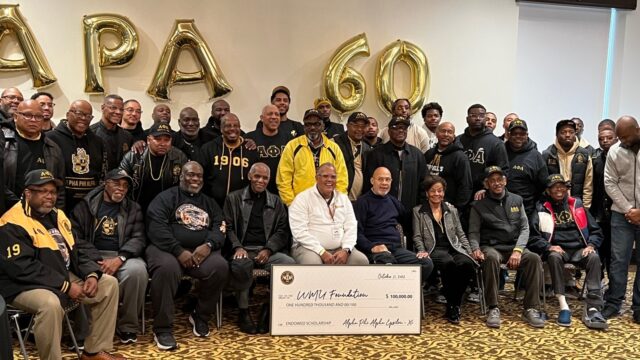 EPSILON XI WITH WMU PRESIDENT & HONORARY MOTHER OF THE CHAPTER DR. MARTHA WARFIELD