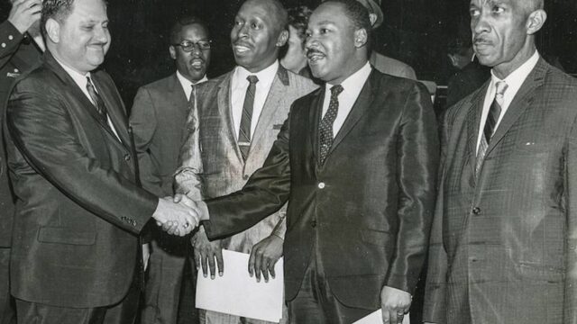 Theta-Mu-Lambda-Bro.-MLK-Jr.-at-Joliet-1964